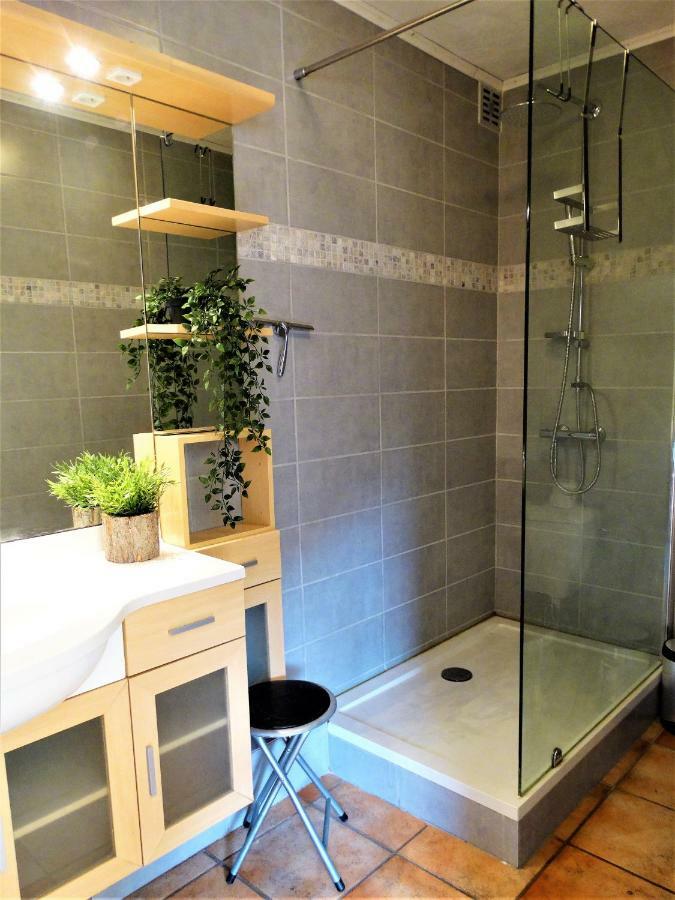 Relais Des Eveux Apartment ลา-โรช-ออง-อาร์เดน ภายนอก รูปภาพ